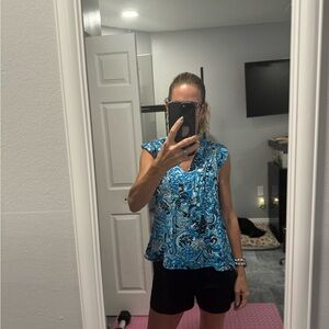 Lilly Pulitzer sleeveless shirt size XXS